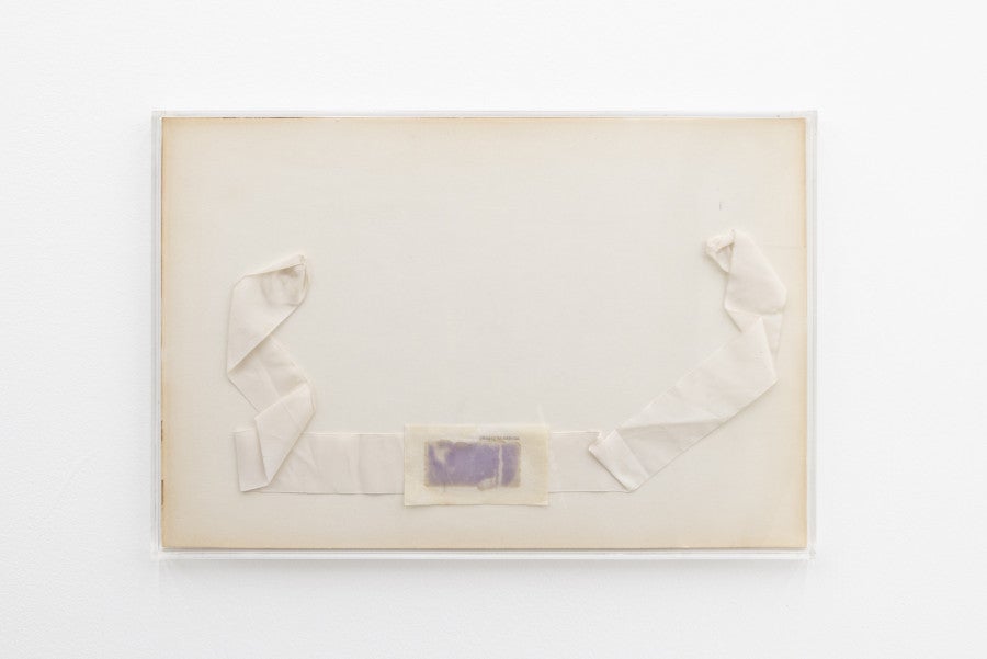 Beatrice Bonino, Which is ennui?, 2025. Techniques mixtes sur papier. 45 x 30 cm. Courtesy de l’artiste et de Ermes Ermes, Rome. Photo : Simon Rao.
