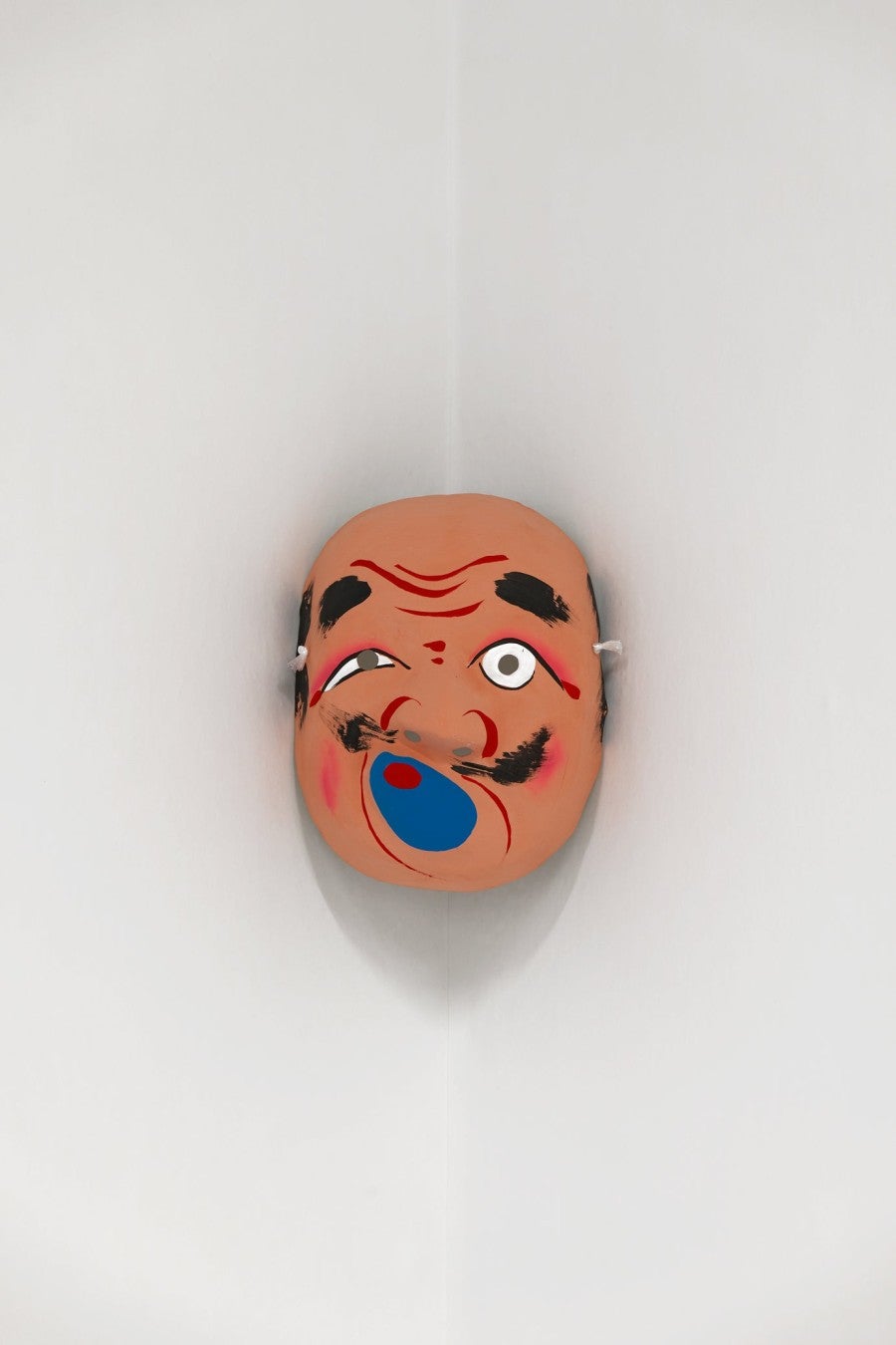 Masque de Hyottoko (火男), papier mâché, Japon, Collection Musée des Erreurs, Bruxelles