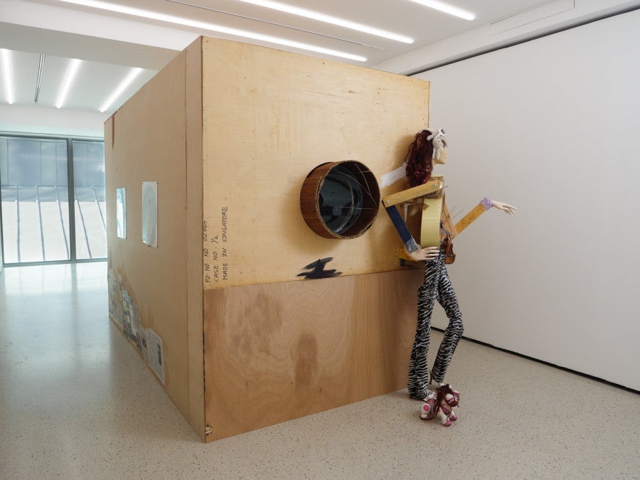 Rosa Moreno, Pinocchia tales (car girl), 2026 Dimensions variables, matériaux mixtes. Production : Crac Alsace.  Courtesy de l’artiste et du Crac Alsace. © ADAGP, Paris, 2026.  Vue de l’exposition « over the top, undercover » à la Fondation Pernod Ricard, Paris, 2026. © Photo : Raphaël Massart Courtesy de la Fondation Pernod Ricard.