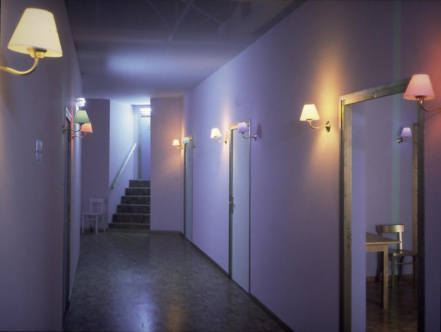 Martine Aballéa, Hôtel Passager, the corridor, 1999. ©Marc Domage