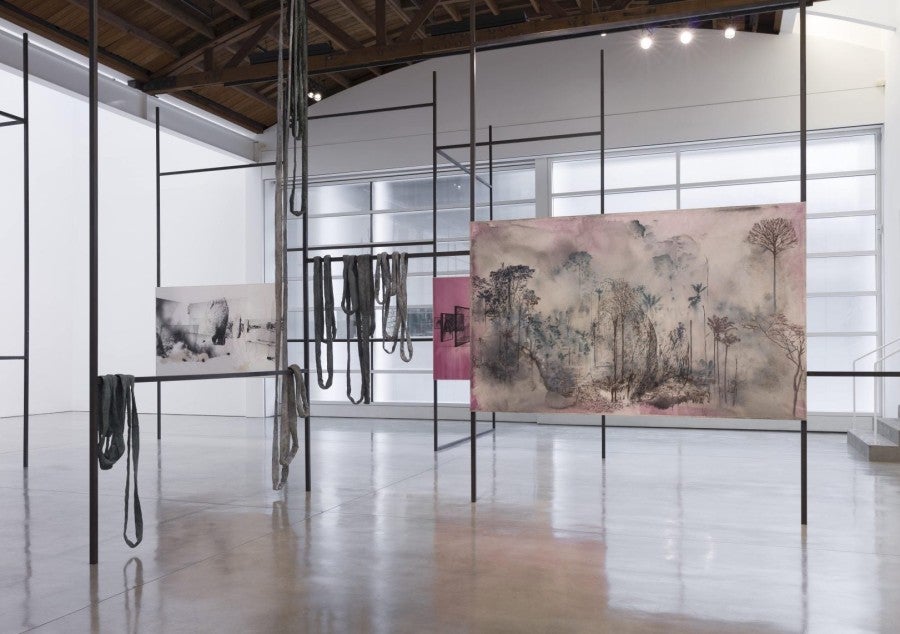 Tatiana Trouvé, vue de l'exposition : On the Eve of Never Leaving, Gagosian Gallery, 2019. Photo : Fredrik Nilsen Studio. Courtesy Gagosian Gallery