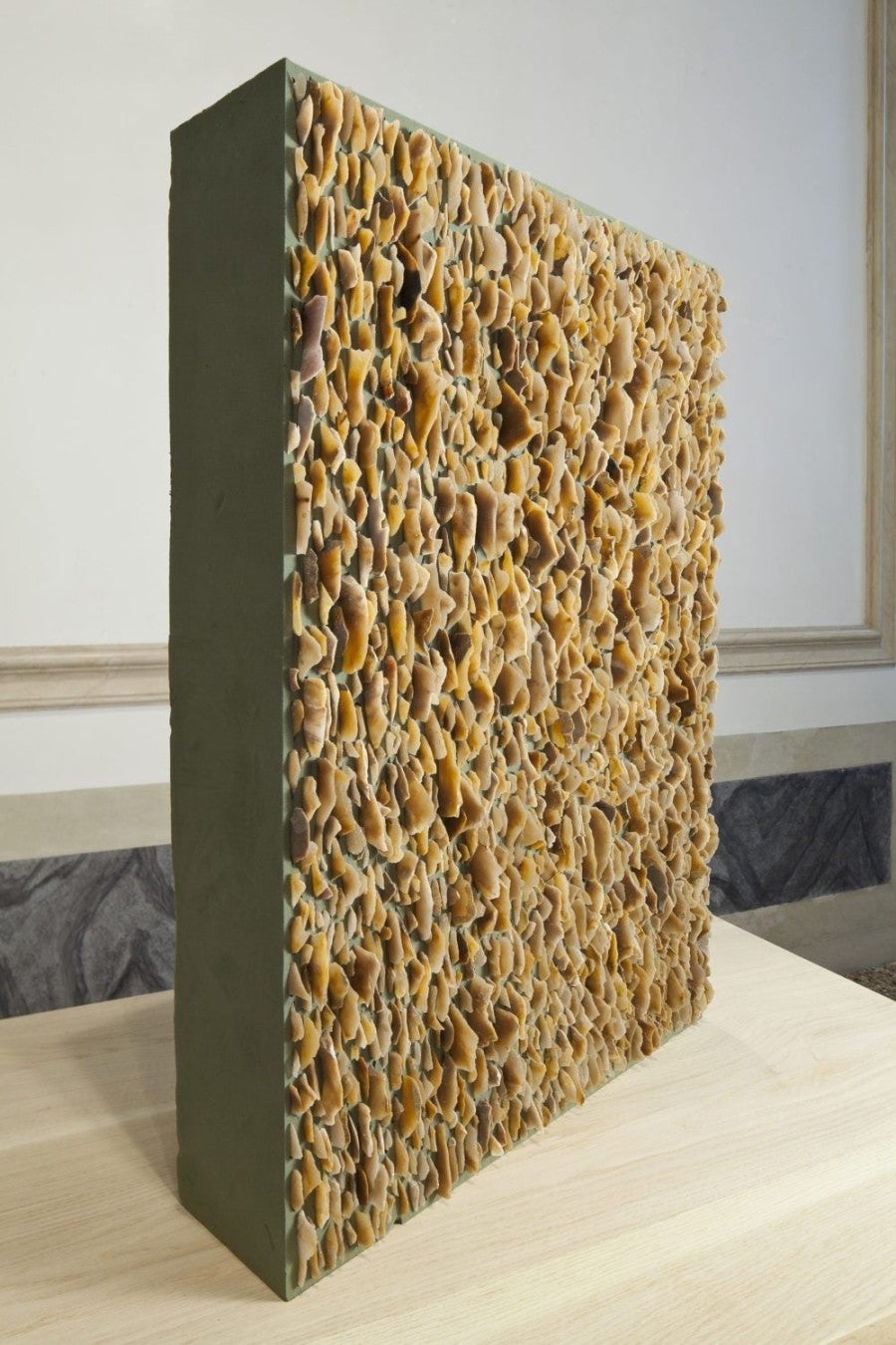 Hubert Duprat, Tribulum, 2012-2015. Polyurethane foam, flint, 100 x 70 x 18 cm. Photo: Fabrice Gousset.