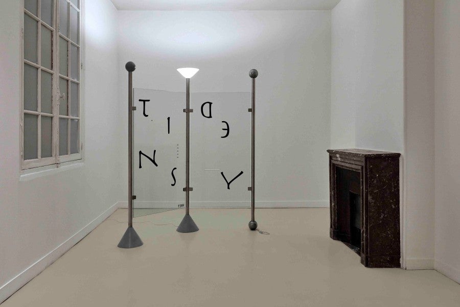 Julie Béna, Destiny, 2015, installation view, Galerie Edouard Manet, Gennevilliers.