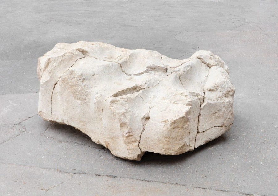 Hubert Duprat, Cassé-­collé, 1998, limestone, 90 x 200 x 170 cm.