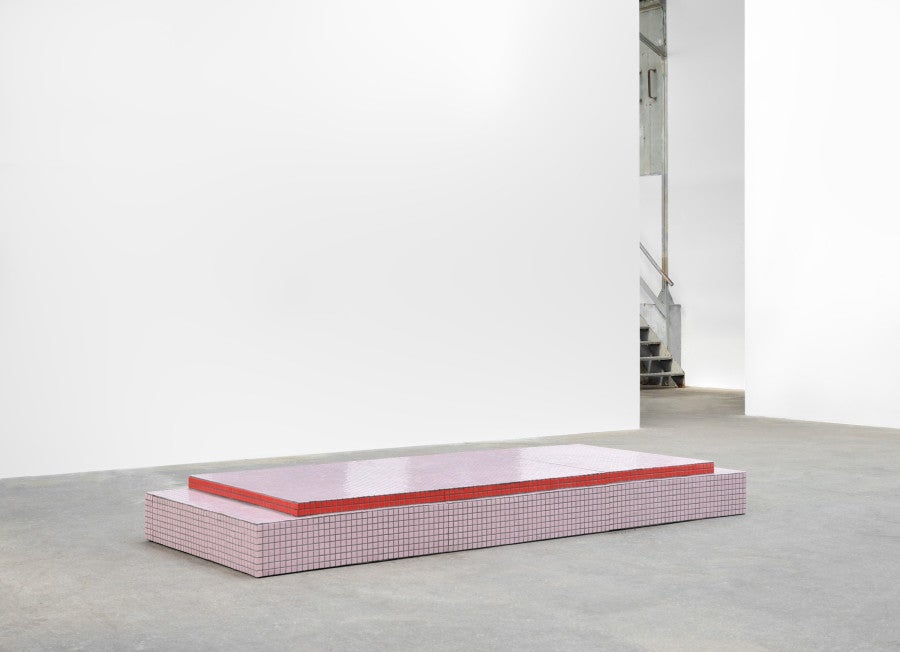 Laëtitia Badaut Haussmann, <i>Daybed n°2_Spring. Death</i>, 2015. Bois, colle, carreaux, enduit, 278 × 100 × 23 cm. Vue de l’exposition : « Mon Horizontalité », Until Then, Paris, 2015. Photo : Aurélien Mole. Courtesy de l’artiste et de la Galerie Allen Paris.