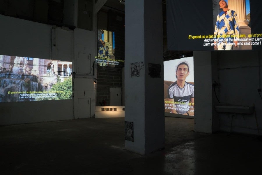 Le Chemin des Fous (Lgbt Migrants Refuge Migrants accompanied by Arthur Eskenazi & Liam Warren), exhibition view, Coco Velten, 2022, Marseille, France. Photo : Kevin Seisdedos