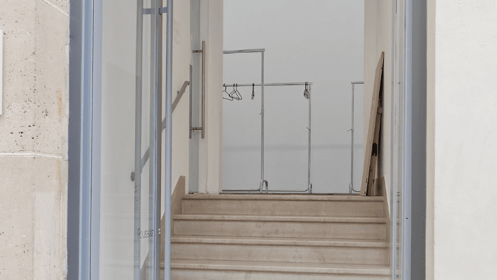 Eva Barto, The Infinite Debt, vue de l’exposition, Level One, gb agency, Paris, 4 février - 16 mars 2016.